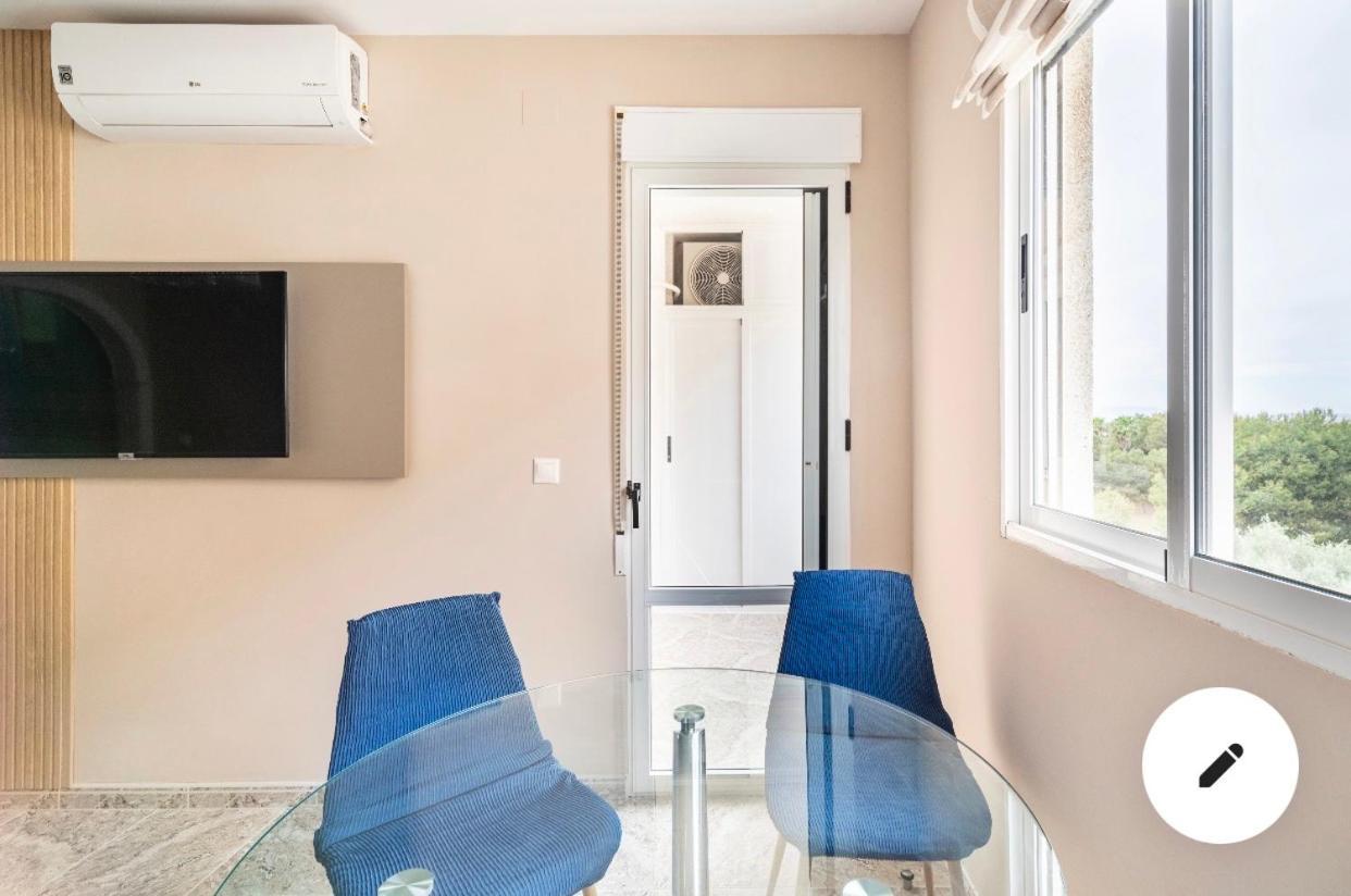 Апартаменты В 4 Мин От Пляжа Torrevieja Exterior photo